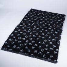 Active Non-Slip Vet Bedding Black Paws
